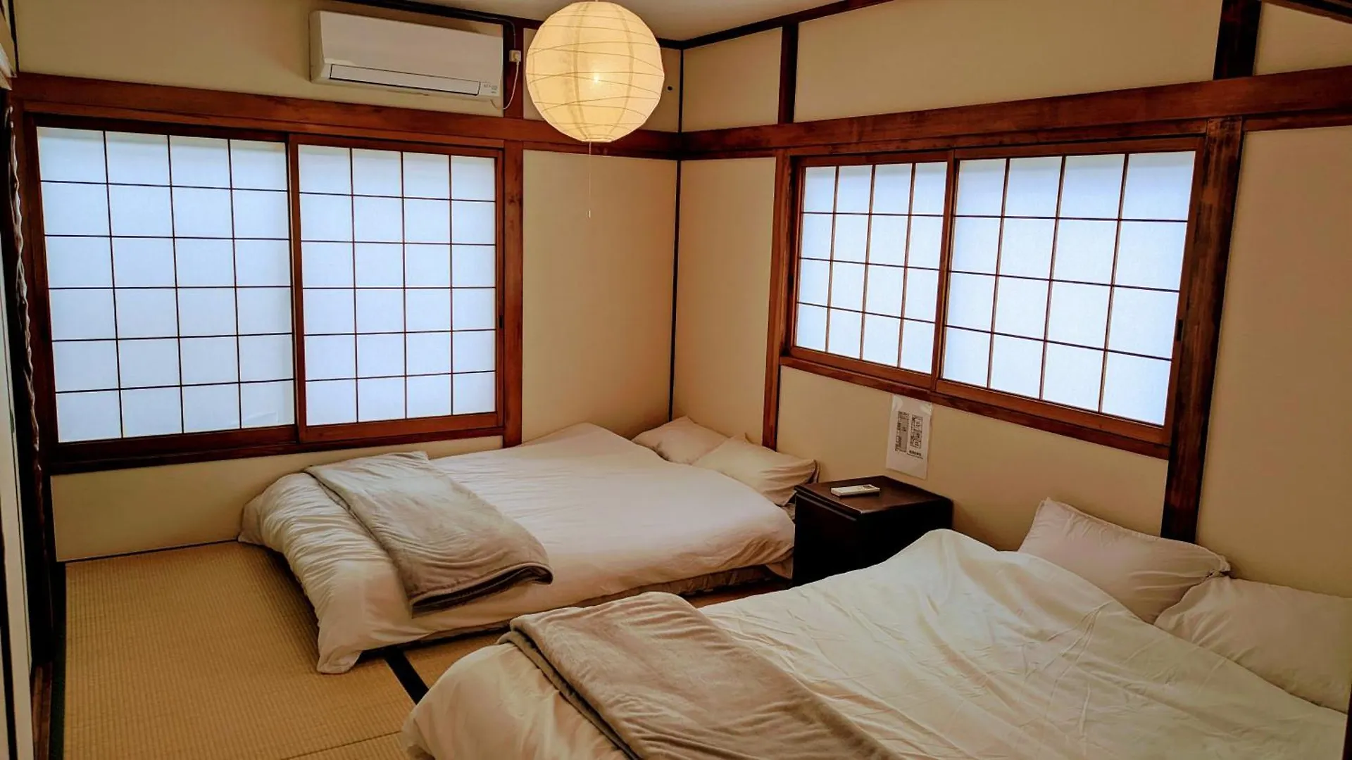 Apartament Umeda Oideya,梅田まで5分,古民家の貸切,最大8名,駅から徒歩5分 Osaka Japonia